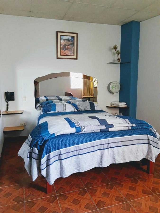 Hospedaje Las Tres Regiones Λίμα Εξωτερικό φωτογραφία